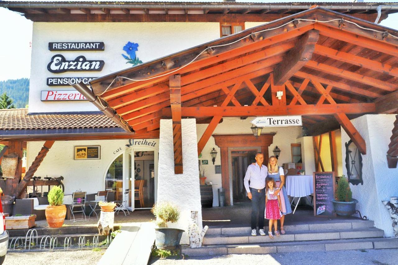Gasthof Enzian ทันน์ไฮม์ ภายนอก รูปภาพ