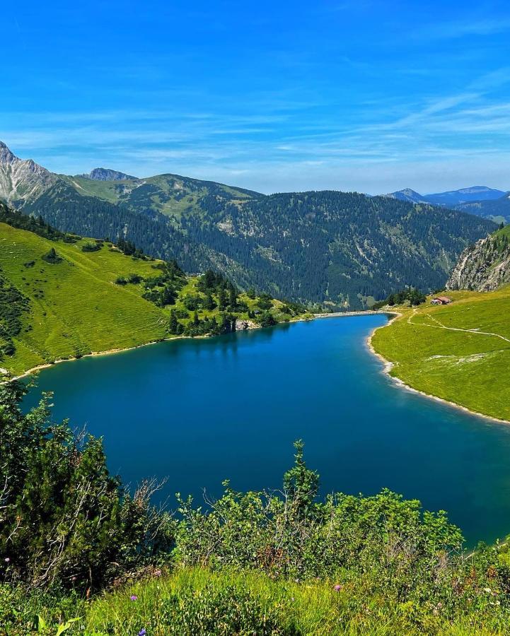 Gasthof Enzian ทันน์ไฮม์ ภายนอก รูปภาพ