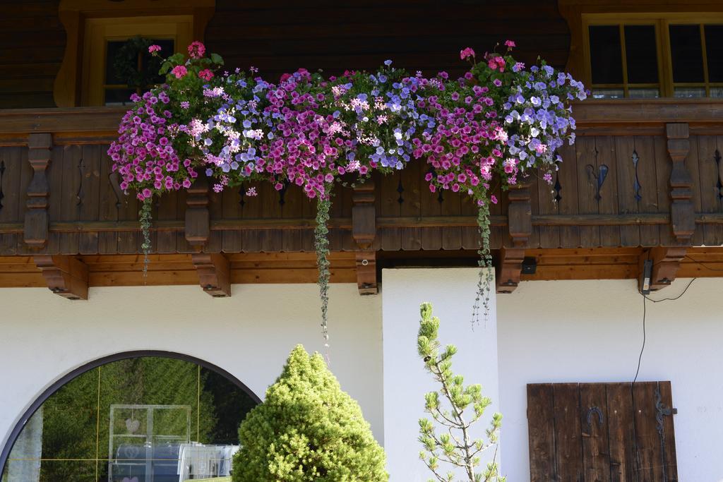 Gasthof Enzian ทันน์ไฮม์ ภายนอก รูปภาพ